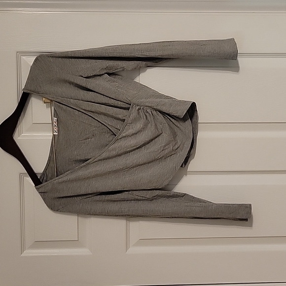 Grey, lightweight v-neck tee - Picture 1 of 3